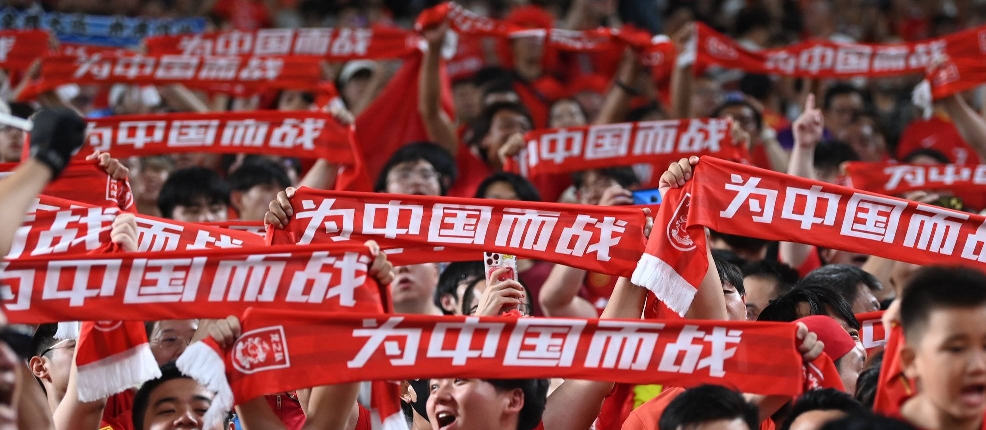 开云体育注册-足球赛事掀起热议，球迷翘首期待